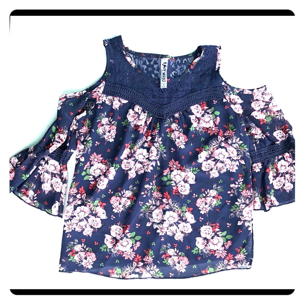 Girl XL Knit Works - $15